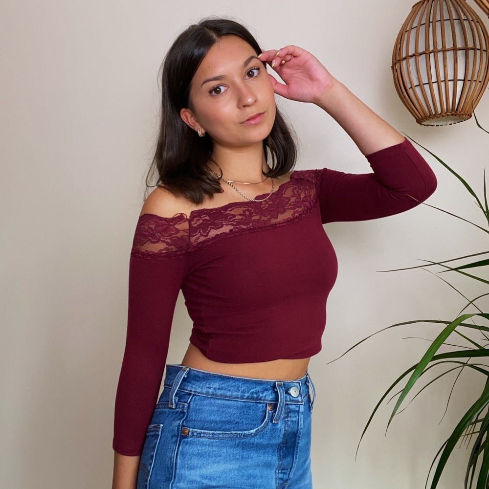 PACSUN off the shoulder lace crop top
